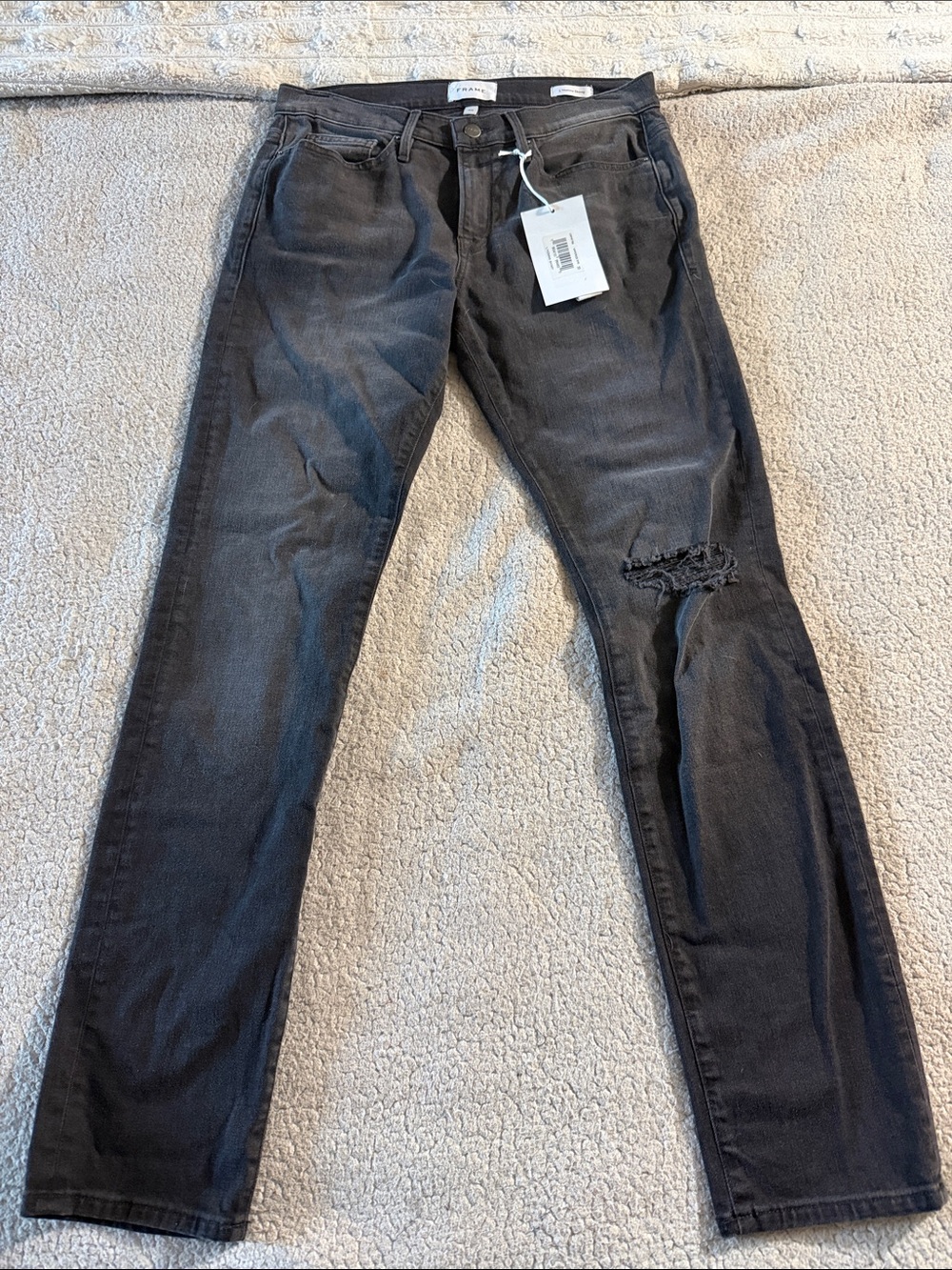Frame L’Homme Men's Skinny Black Washed Jeans with Knee Rip Size 33 New